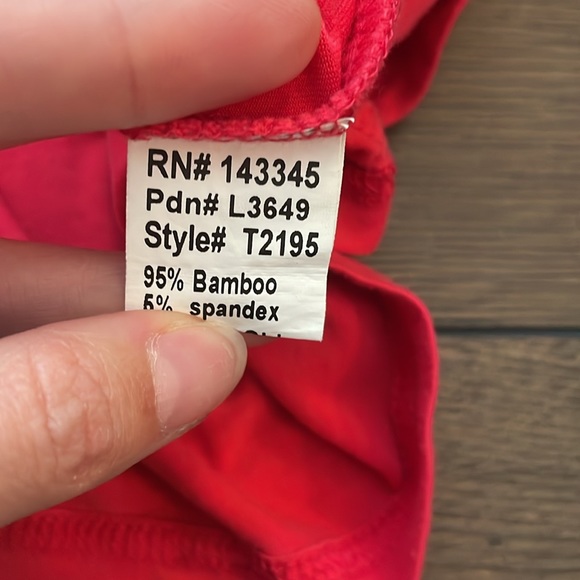 💕💓🩷 WATERMELON SHORT SLEEVE PIKO 1988 TUNIC - Picture 4 of 4